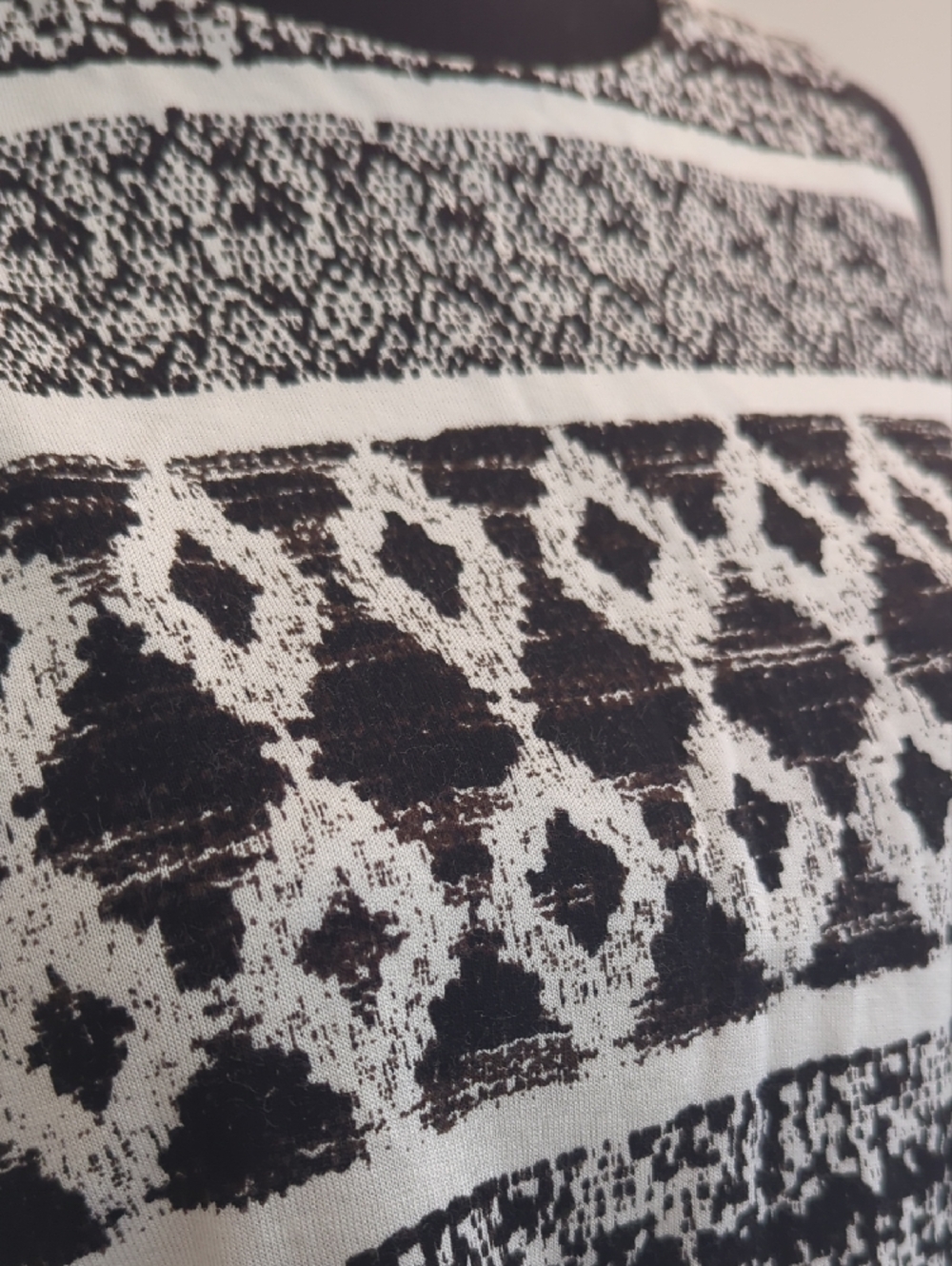Ann Taylor LOFT Black & White MEDIUM TALL Ikat Printed Sleeveless Midi Dress - Picture 6 of 7